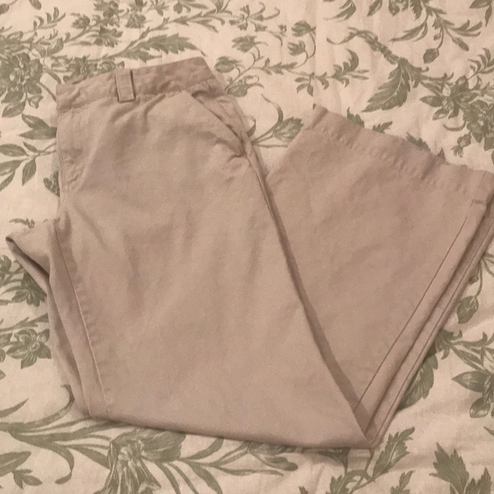 🌺Old Navy Khakis🌺